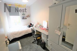 Photo 21- click for photo gallery